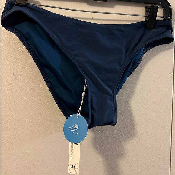 🆕 CUPSHE 2 PIECE NAVY TAKINI SWIMSUIT - Picture 7 of 10